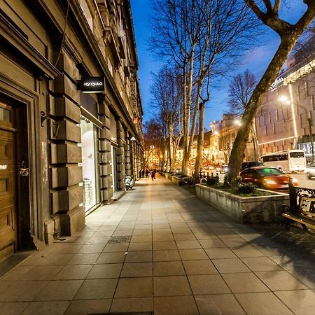Apartment Gallery Rustaveli 1 Тбилиси Экстерьер фото