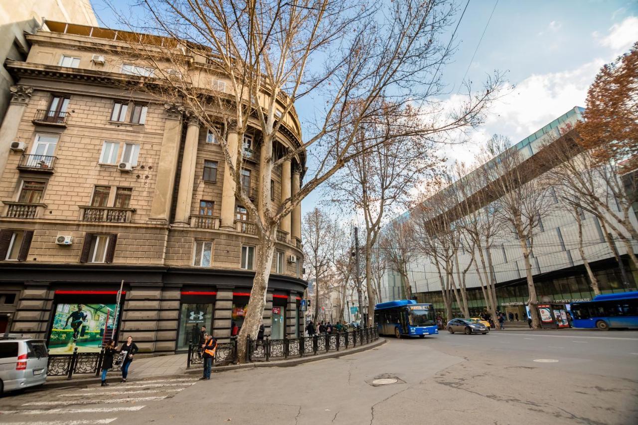 Apartment Gallery Rustaveli 1 Тбилиси Экстерьер фото