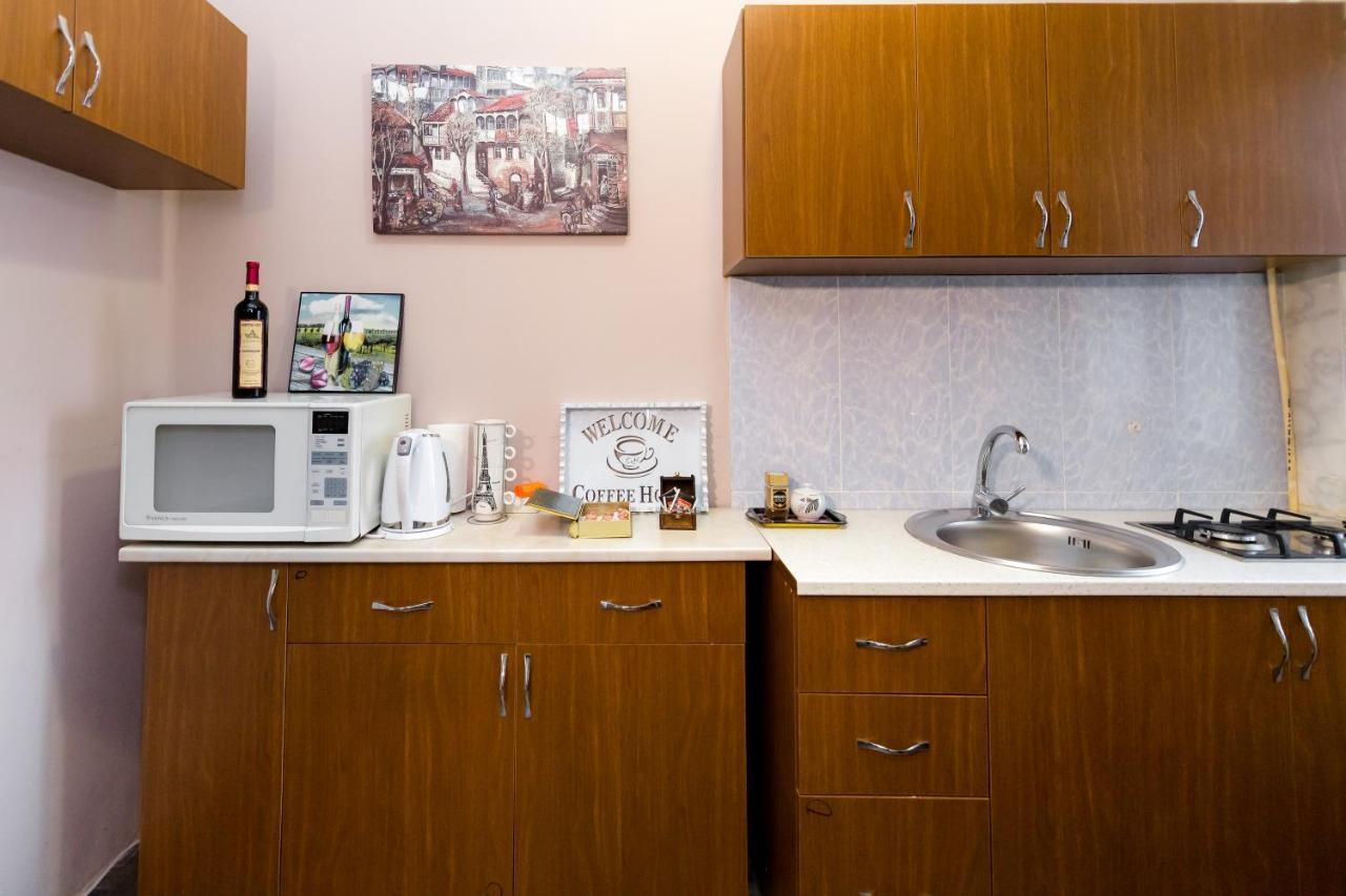 Apartment Gallery Rustaveli 1 Тбилиси Экстерьер фото