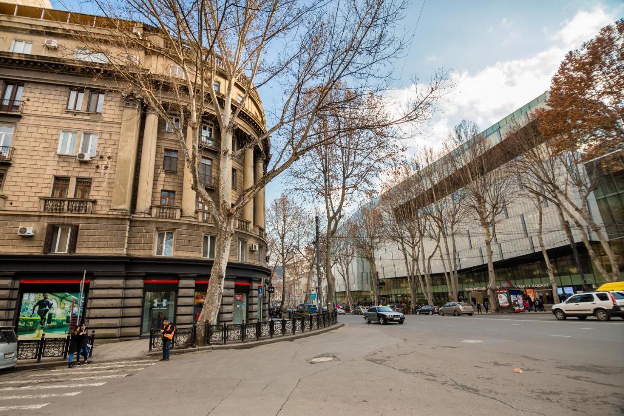 Apartment Gallery Rustaveli 1 Тбилиси Экстерьер фото